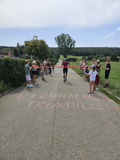 Zieleinlauf – Not-Nice-Triathlon 2026