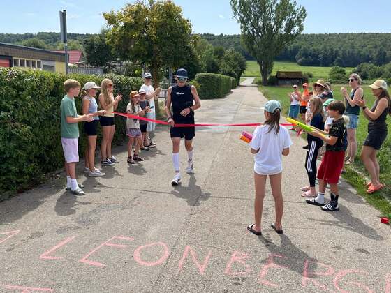 Zieleinlauf – Not-Nice-Triathlon 2026