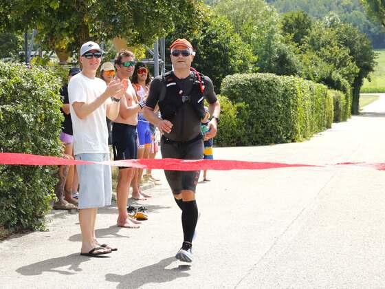 Zieleinlauf – Not-Nice-Triathlon 2026