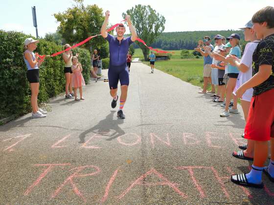 Zieleinlauf – Not-Nice-Triathlon 2026